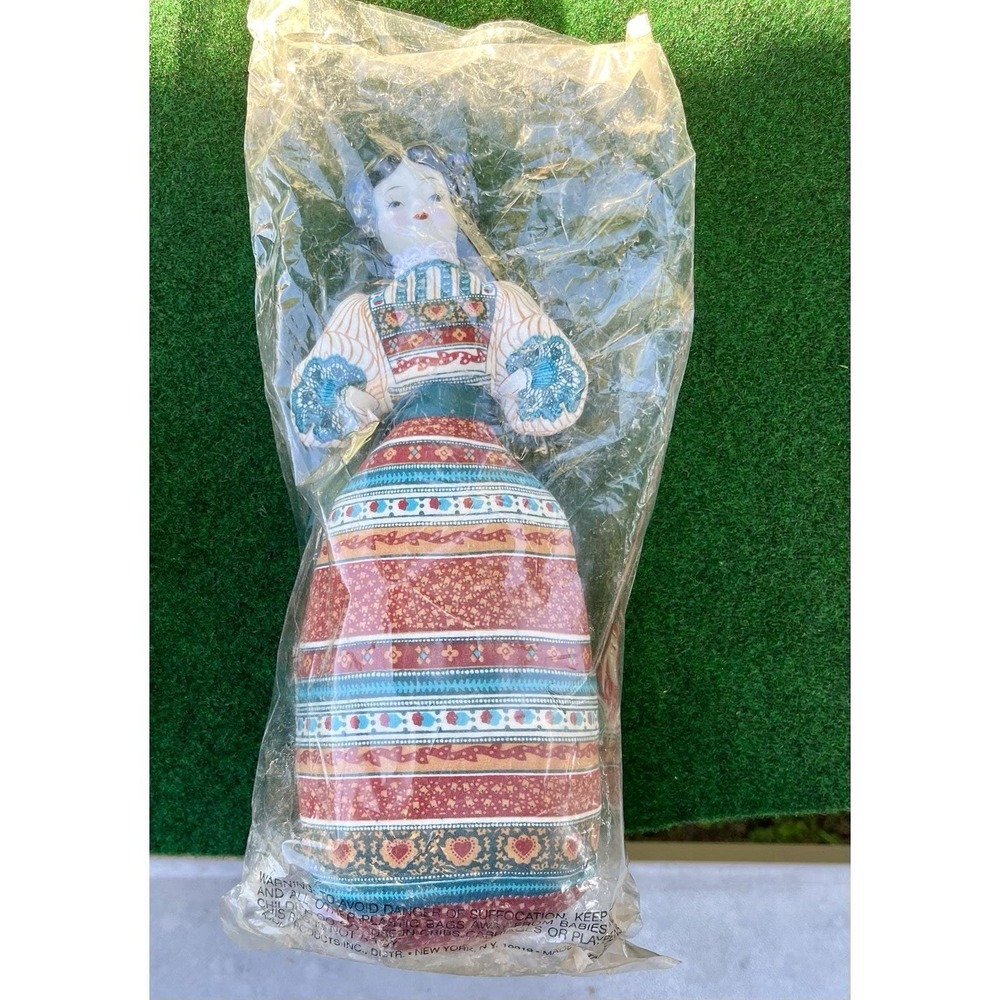Vintage Avon Pomander Doll Porcelain Face Fabric Body Folk Art Hearts 11 inch